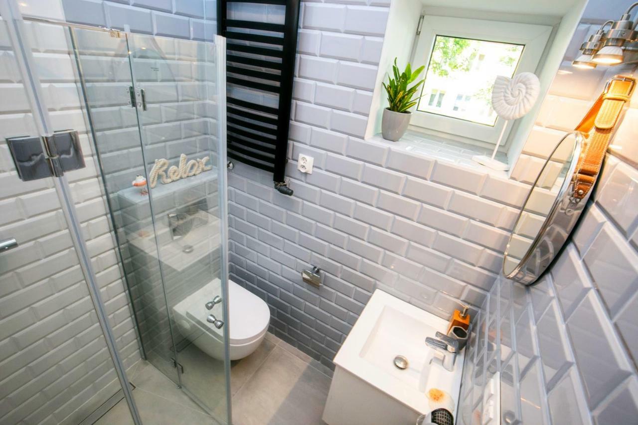 Berg Apartament Red Obok Starego Miasta Gdansk Ngoại thất bức ảnh